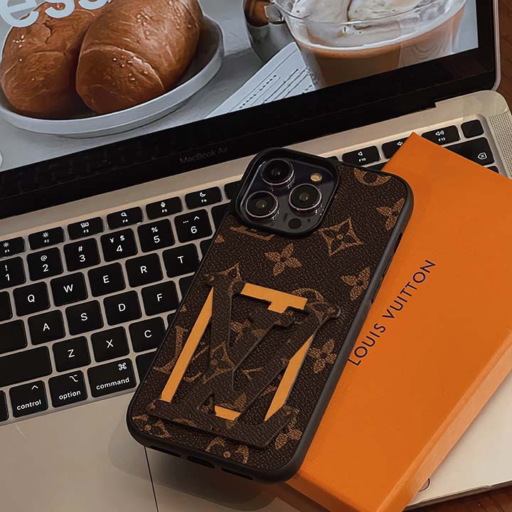 lv iphone15ケースカード収納