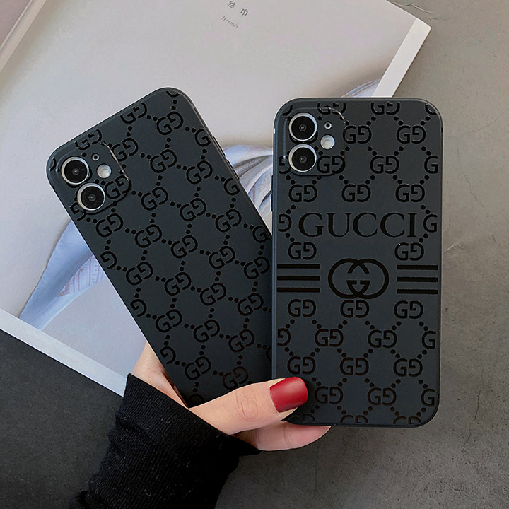 gucci iphone15ケース画面保護